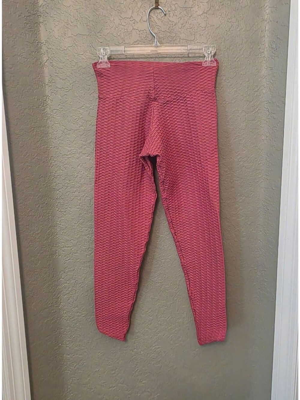 Booty by Brabants Pink Croco Skin Compression Leggings OS EUC